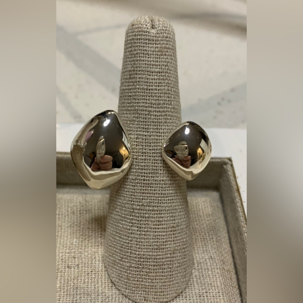 Gorgeous Ulani ring